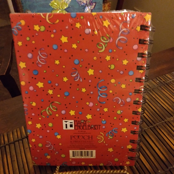 NIP..."MARY ENGELBREIT" EACH DAY COMES BEARING ITS OWN GIFTS..JOURNAL - Picture 2 of 4